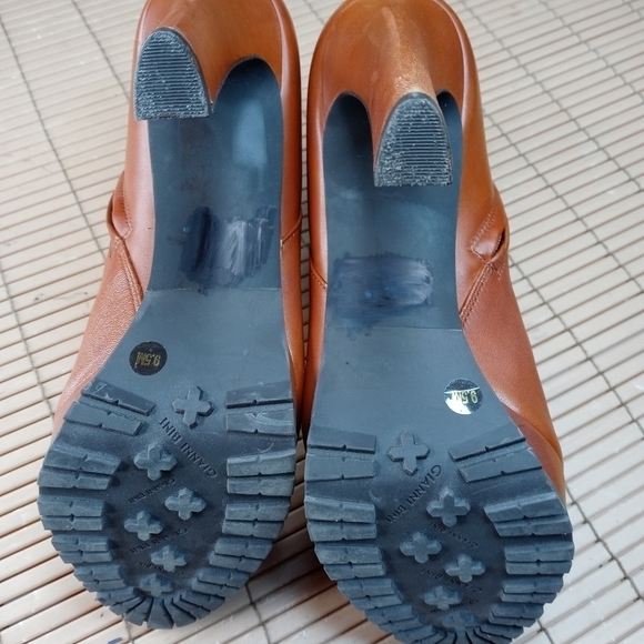 Gianni Bini women's brown leather platform 5" heel side zip boots. Sz 9.5M. New - Picture 10 of 10